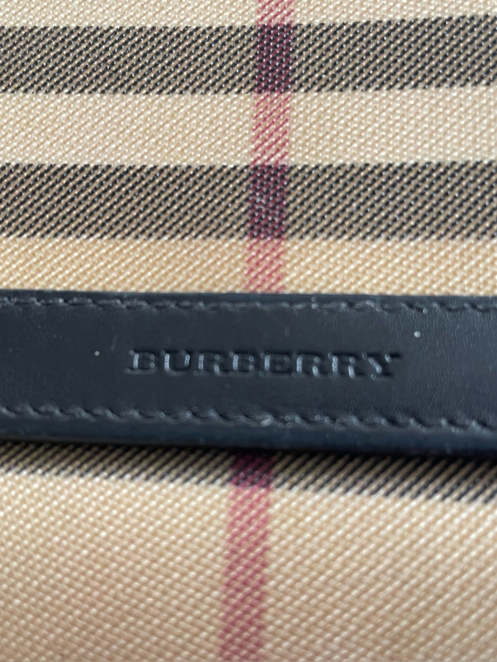 Burberry London Nova Check
Continental Wallet Authentic